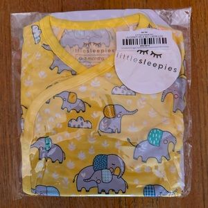 BNWT LITTLE SLEEPIES TWO-PIECE CROSSOVER SET